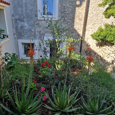 Appartamento Castel Mali Lošinj Esterno foto