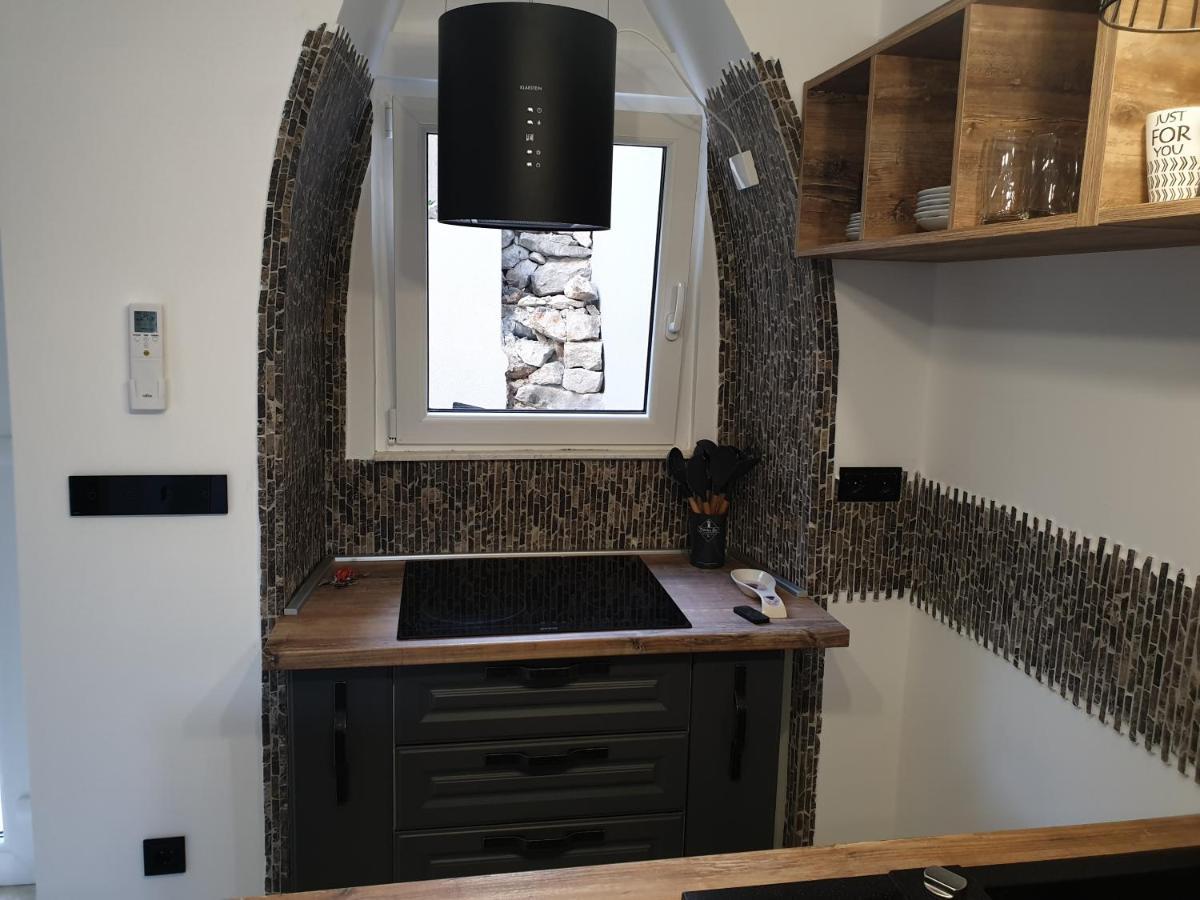 Appartamento Castel Mali Lošinj Esterno foto