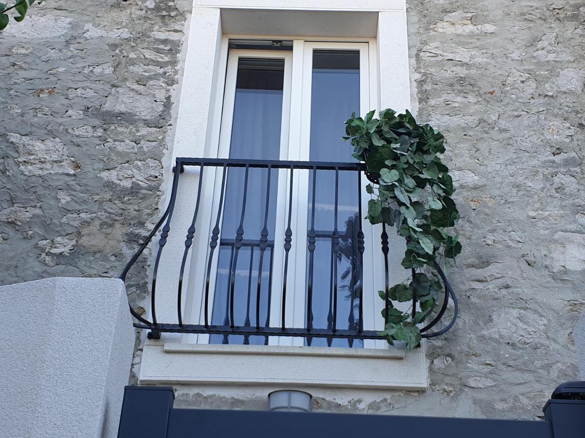 Appartamento Castel Mali Lošinj Esterno foto