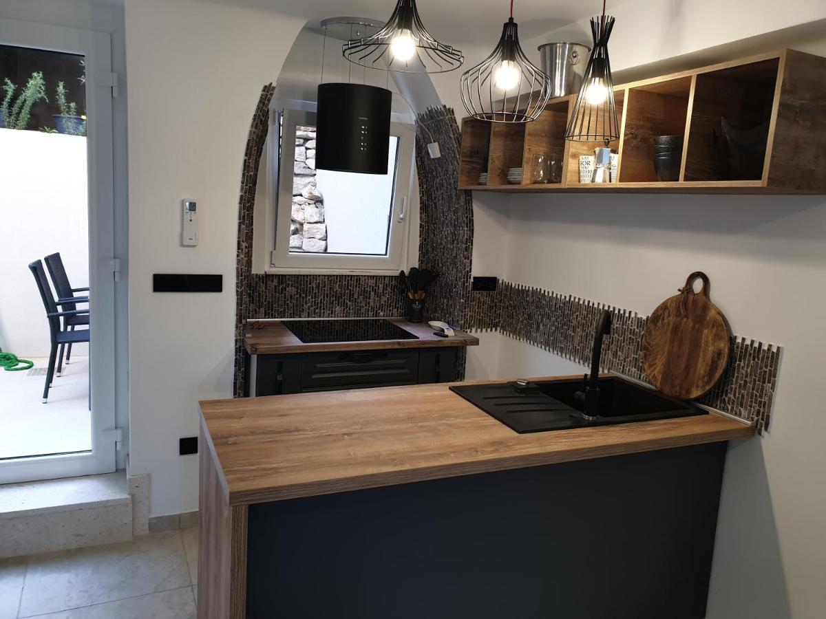 Appartamento Castel Mali Lošinj Esterno foto