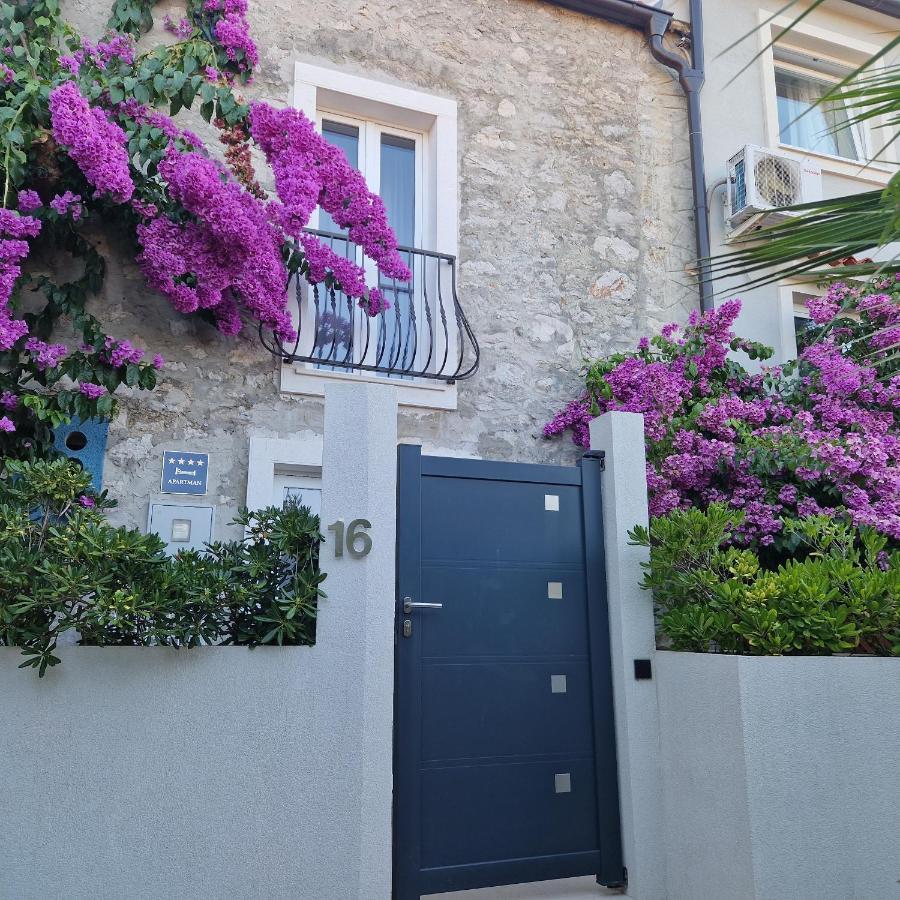 Appartamento Castel Mali Lošinj Esterno foto